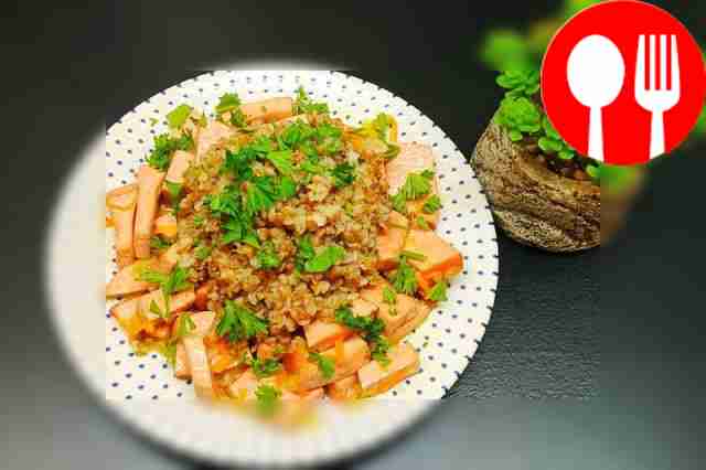 Простая, но вкусная гречка с колбасой