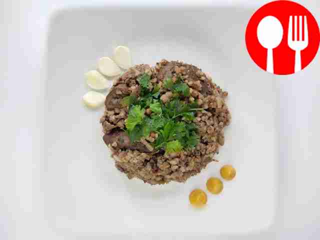 Juicy buckwheat with chicken liver