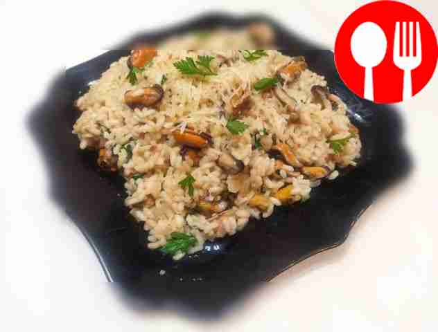 Velvet risotto with mussels