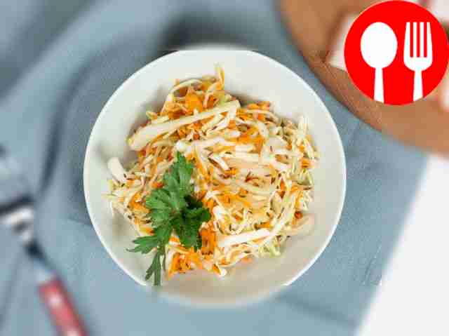 Before serving the sauerkraut salad with peas,...