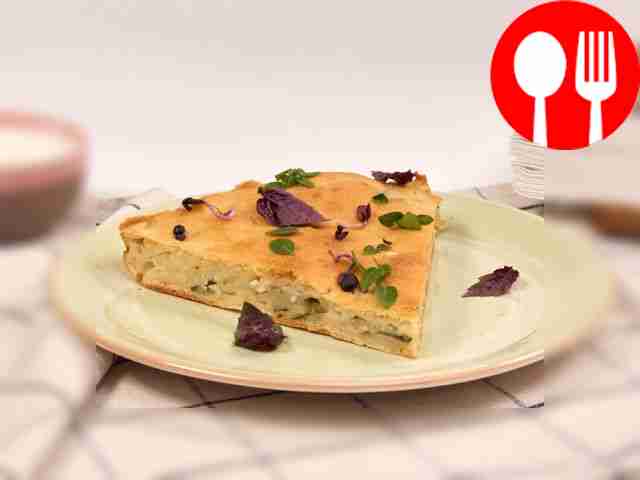 Пирог с картошкой и яйцом