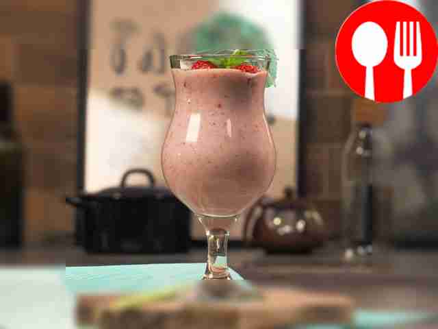 Клубничный смузи