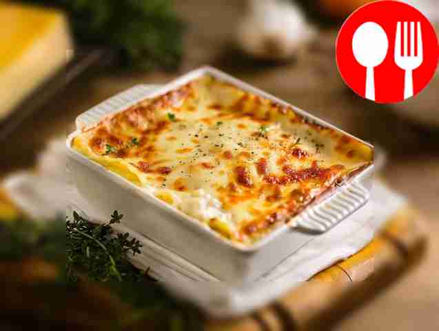 Lasagne with Gruyere cheese and white wine
