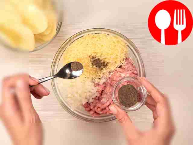 Prepare the filling. Place finely chopped...