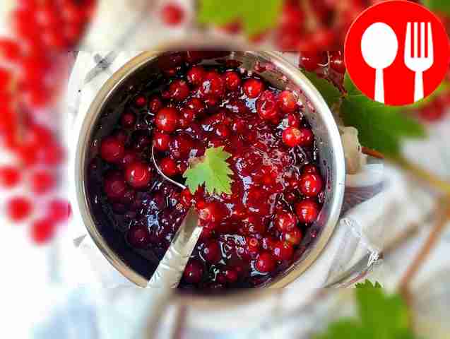 Варенье из красной смородины на сковороде Redcurrant jam in a frying pan