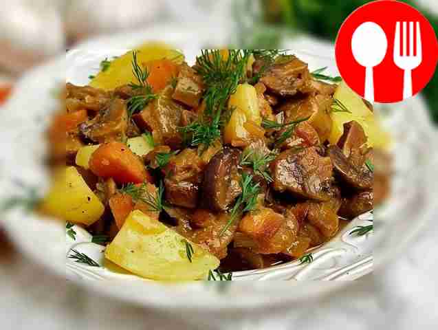 Hearty stewed potatoes with porcini mushrooms