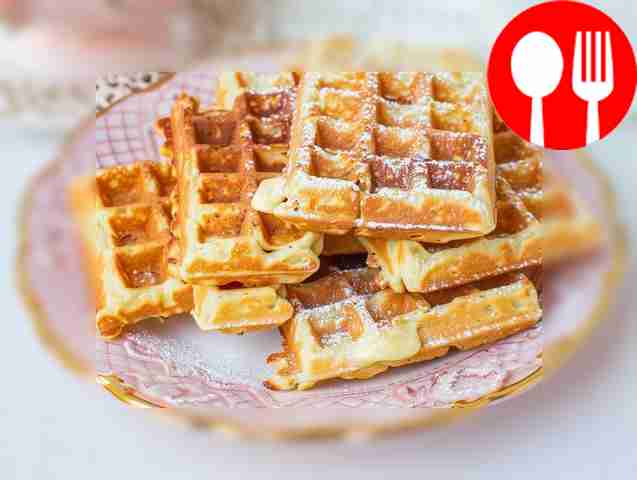Classic waffles with margarine