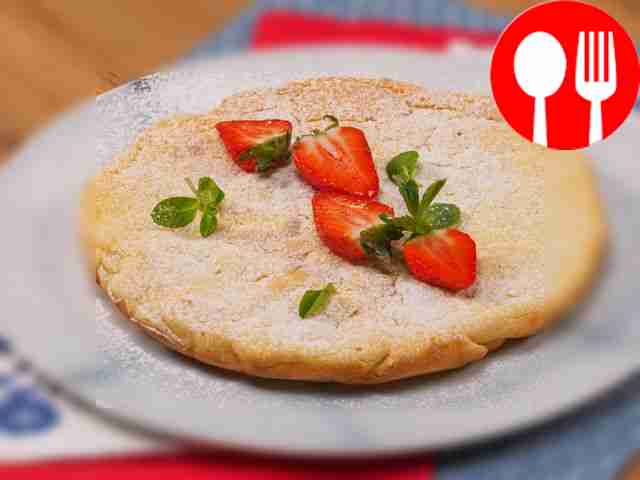 Бисквит на сковороде