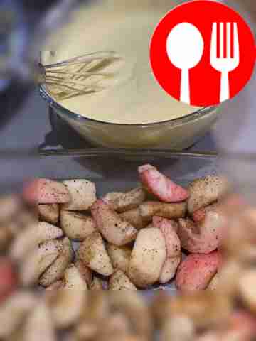 Peel the apples and cut them into 8 pieces...