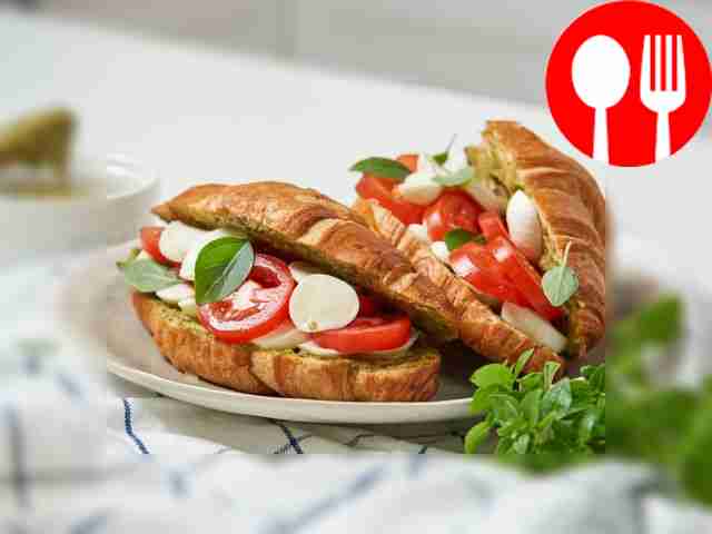 Mini croissants with tomatoes and mozzarella