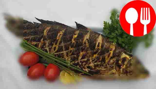 Ароматный карп на гриле