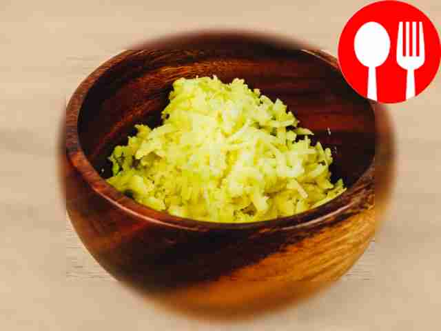 Grate the boiled peeled potatoes.
