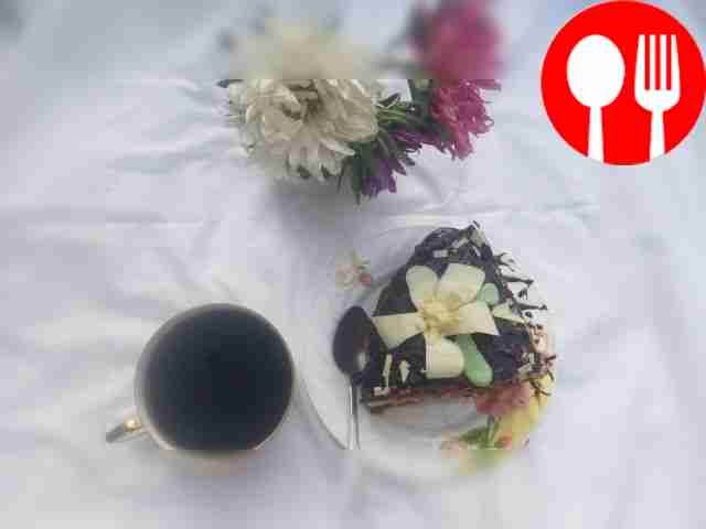 Вкуснейший сметанник в шоколадной глазури