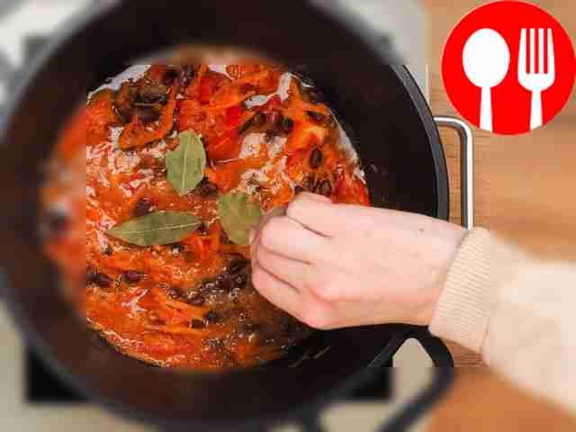 Prepare lobio. Place beans, carrots, tomatoes...