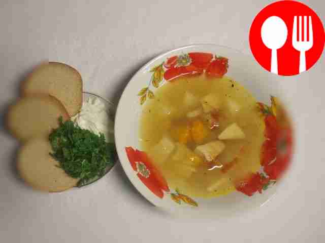 Hearty pea soup with smoked ham