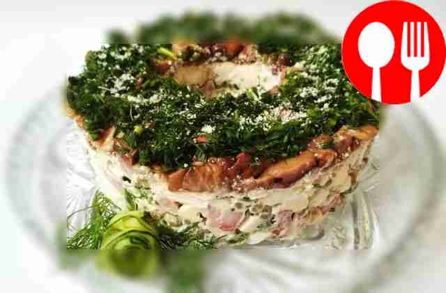 Салат «Маслята с яйцами»