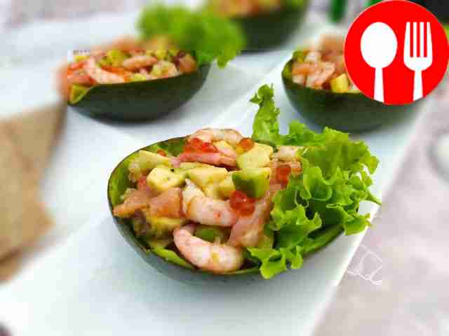 Морепродукты с лимоном