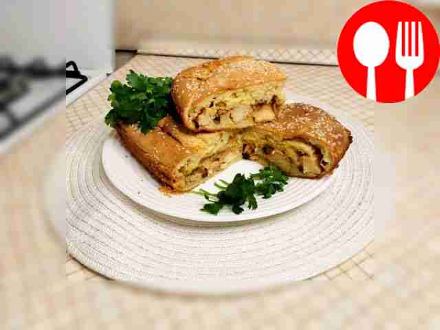 Заливной пирог с курицей и грибами