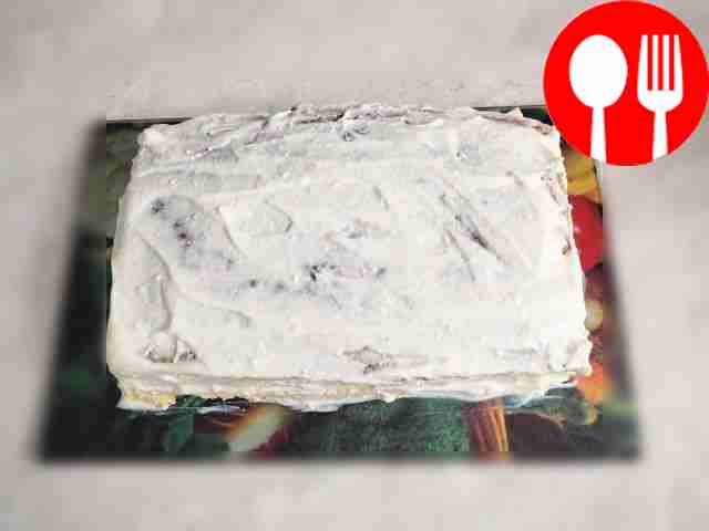 While the biscuit is baking, make the cream....