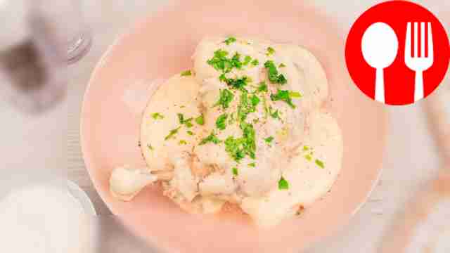 Chicken legs in sauce