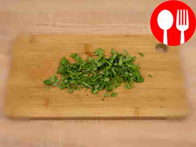 Finely chop the parsley.