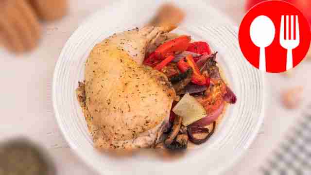 Куриные окорочка с овощами