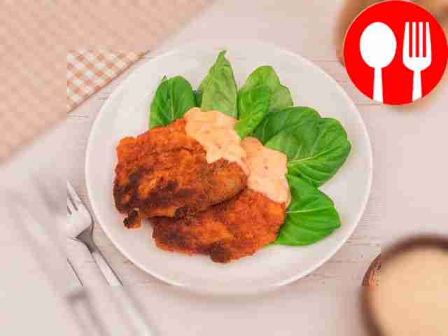 Serve rump steaks on fresh lettuce leaves. Add...