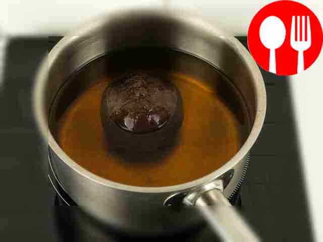 Boil the beets until tender for 40-50 minutes.