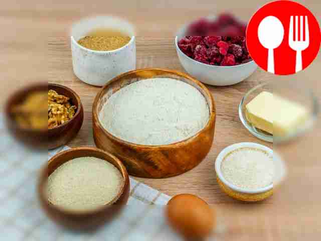 Prepare all ingredients. Preheat the oven to 180°C.