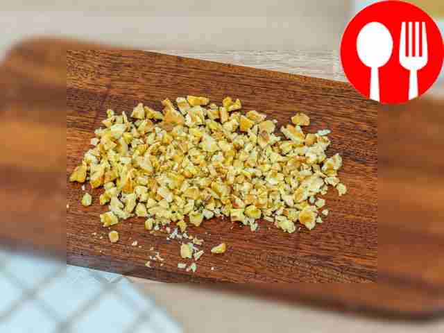 Meanwhile, prepare the nut streusel or...