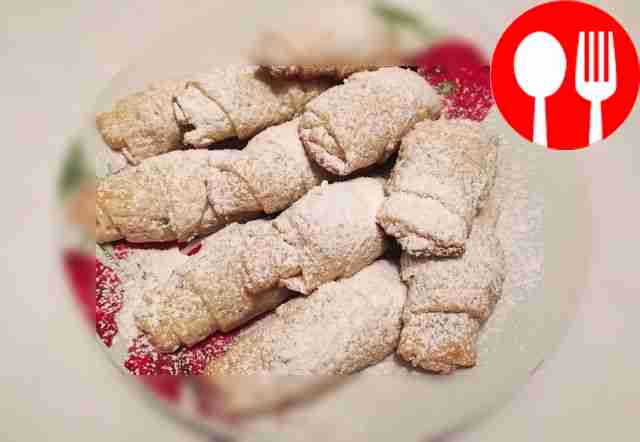 Healthy bagels with banana