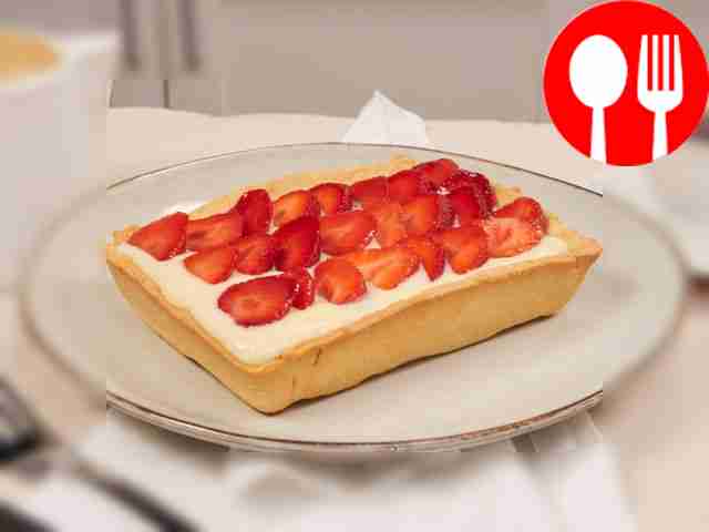 Strawberry and cream pie