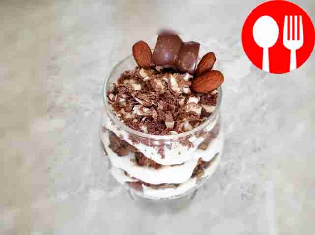 Healthy granola with cream cheese