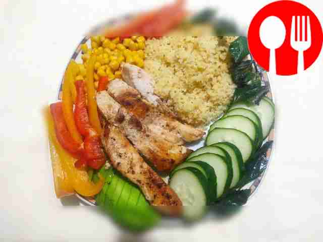 Healthy chicken bowl