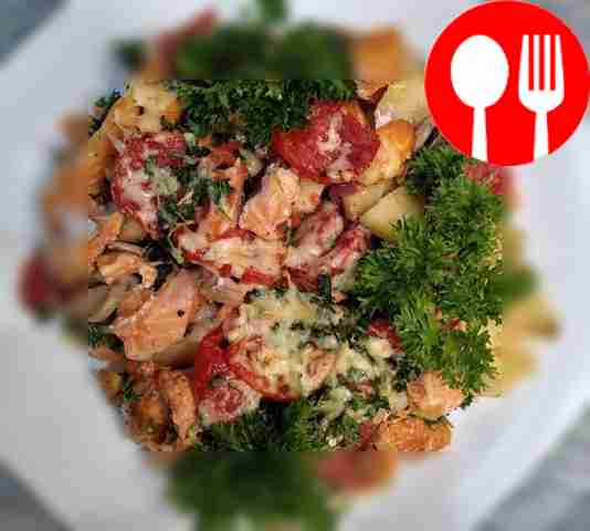 Оригинальная кета с овощами