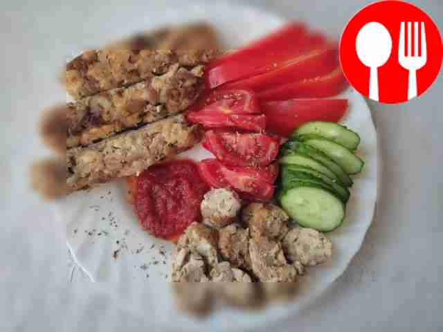 Place the sausages on a plate garnished with...