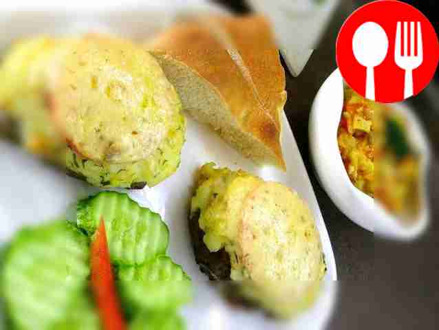 Boats with cheese, ground beef and mashed potatoes