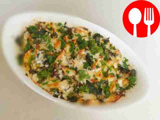 Garlic butter with potatoes in the oven