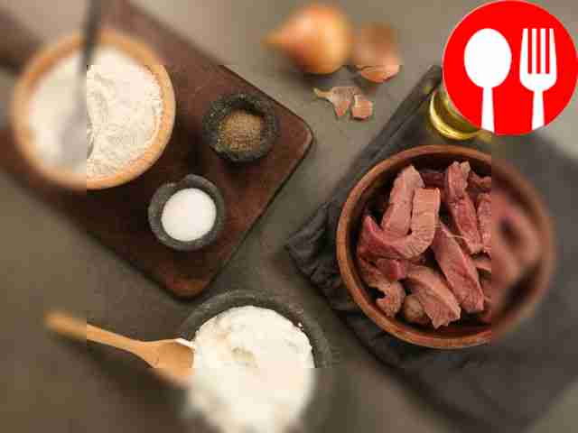 Wash and peel the onions. Take a frying pan...