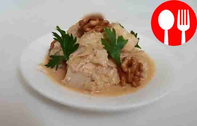 Spectacular classic satsivi