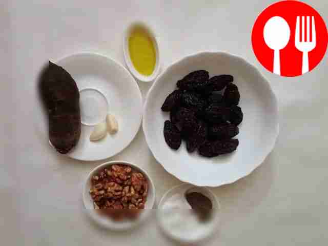 Wash the beets and let them cook for 35-40...