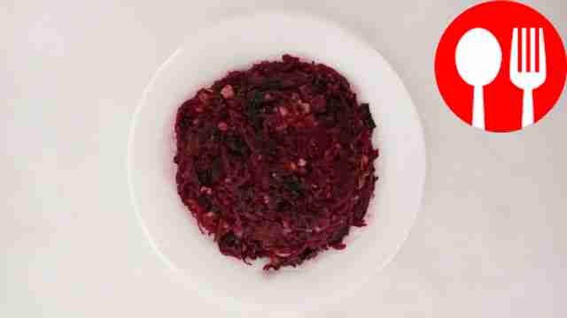 Rainbow beets with olive oil and prunes