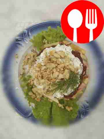 Рубиновый салат из свеклы с козьим сыром