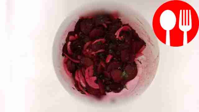 Quick beetroot appetizer with olive oil