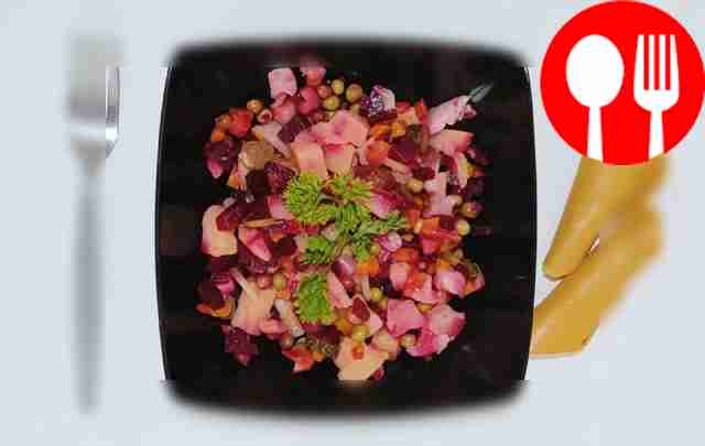 Multi-colored salad of beets and vegetables