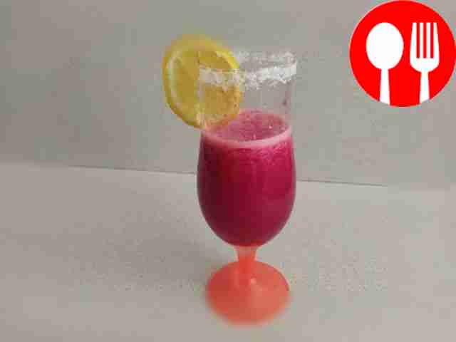 Полезный напиток из свеклы, яблока и грейпфрута