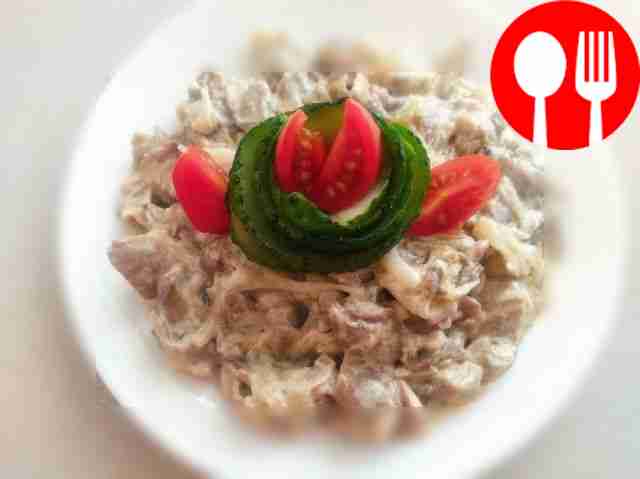Fragrant oyster mushrooms fried in sour cream