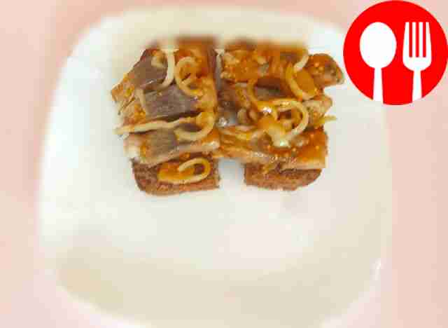 Spicy herring in coffee marinade