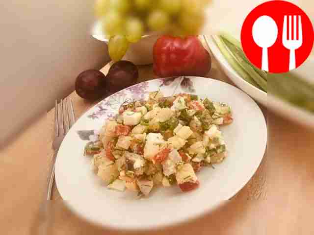 Необычный салат из сельди с картофелем