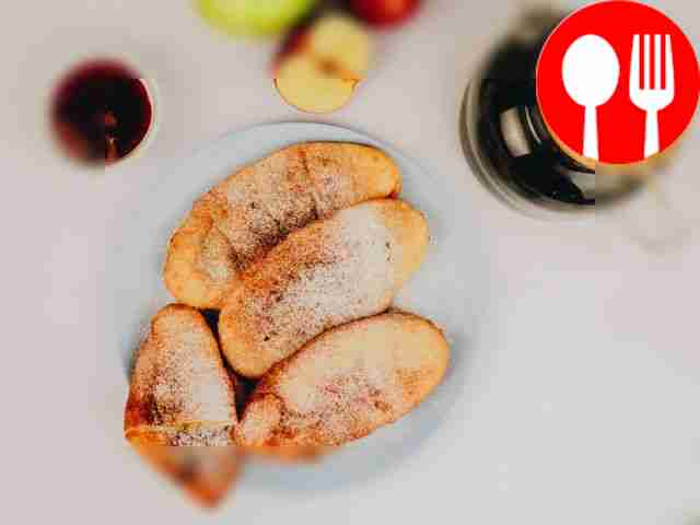 Curd pies with apples